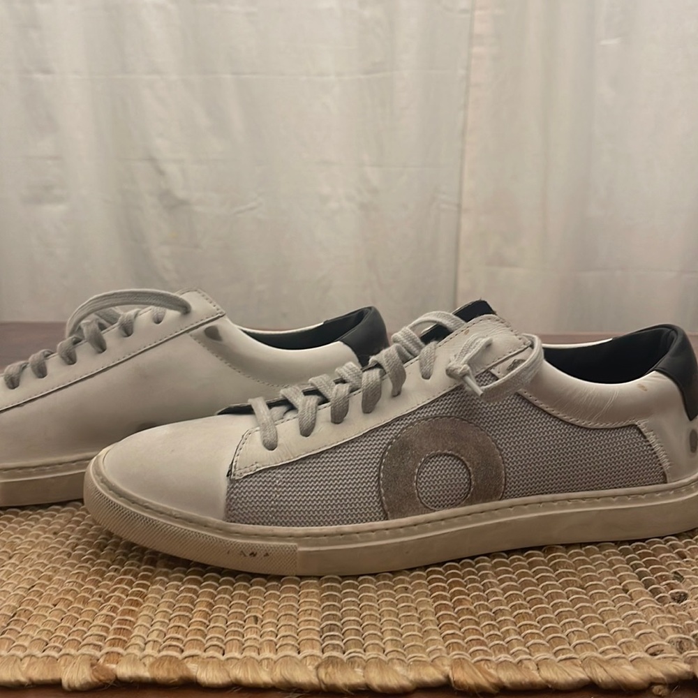 Oliver Cabell distressed sneaker
